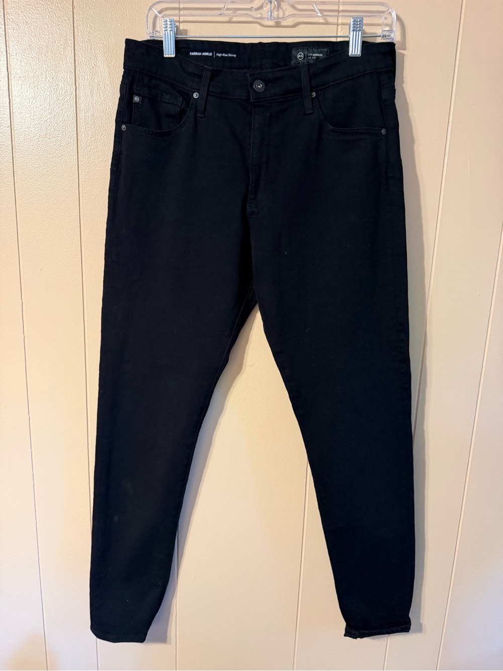 Adriano Goldschmied AG Black Skinny Fit Farrah Ankle pants